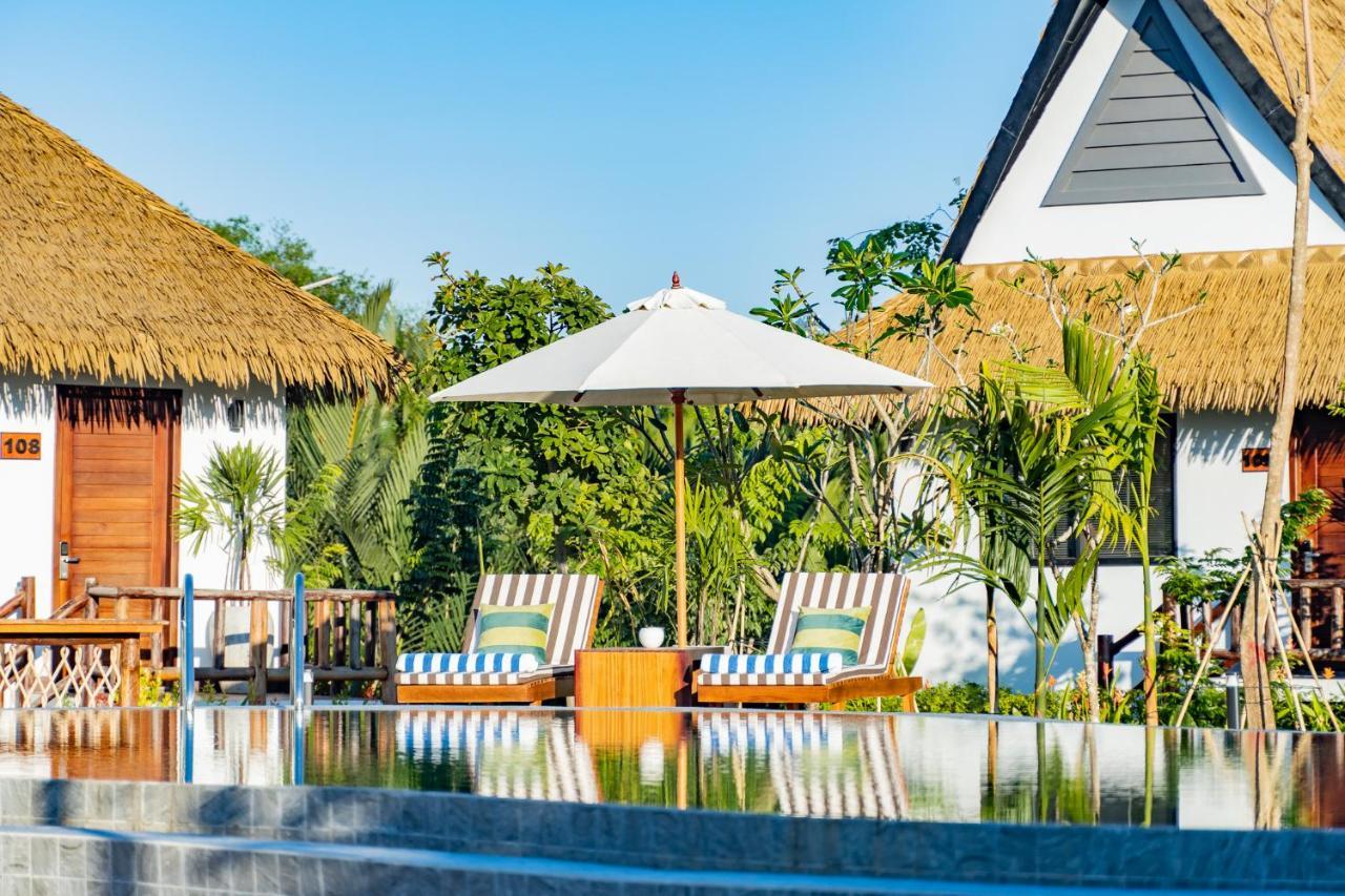 Rivertree Villa & Resort Kampot Exterior photo