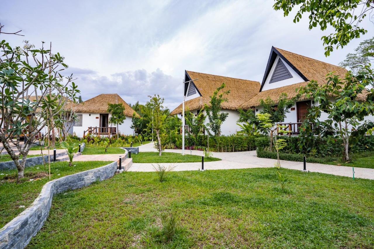 Rivertree Villa & Resort Kampot Exterior photo